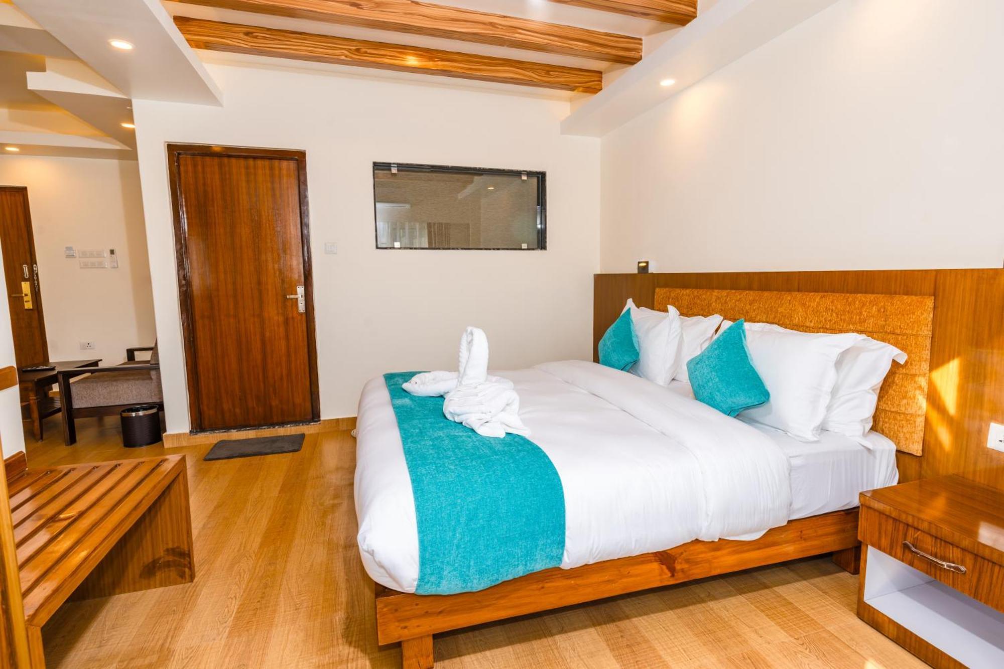 Pokhara Alpine And Springs Hotel Luaran gambar