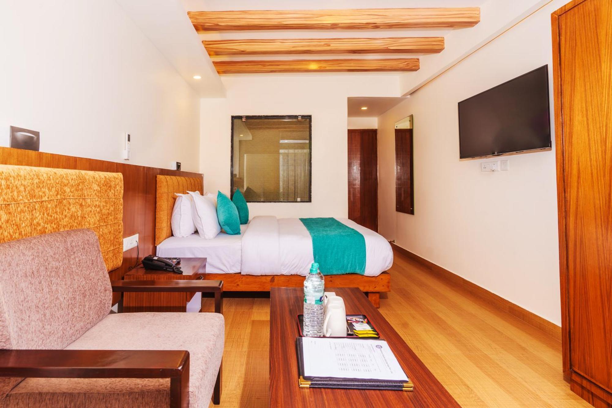 Pokhara Alpine And Springs Hotel Luaran gambar