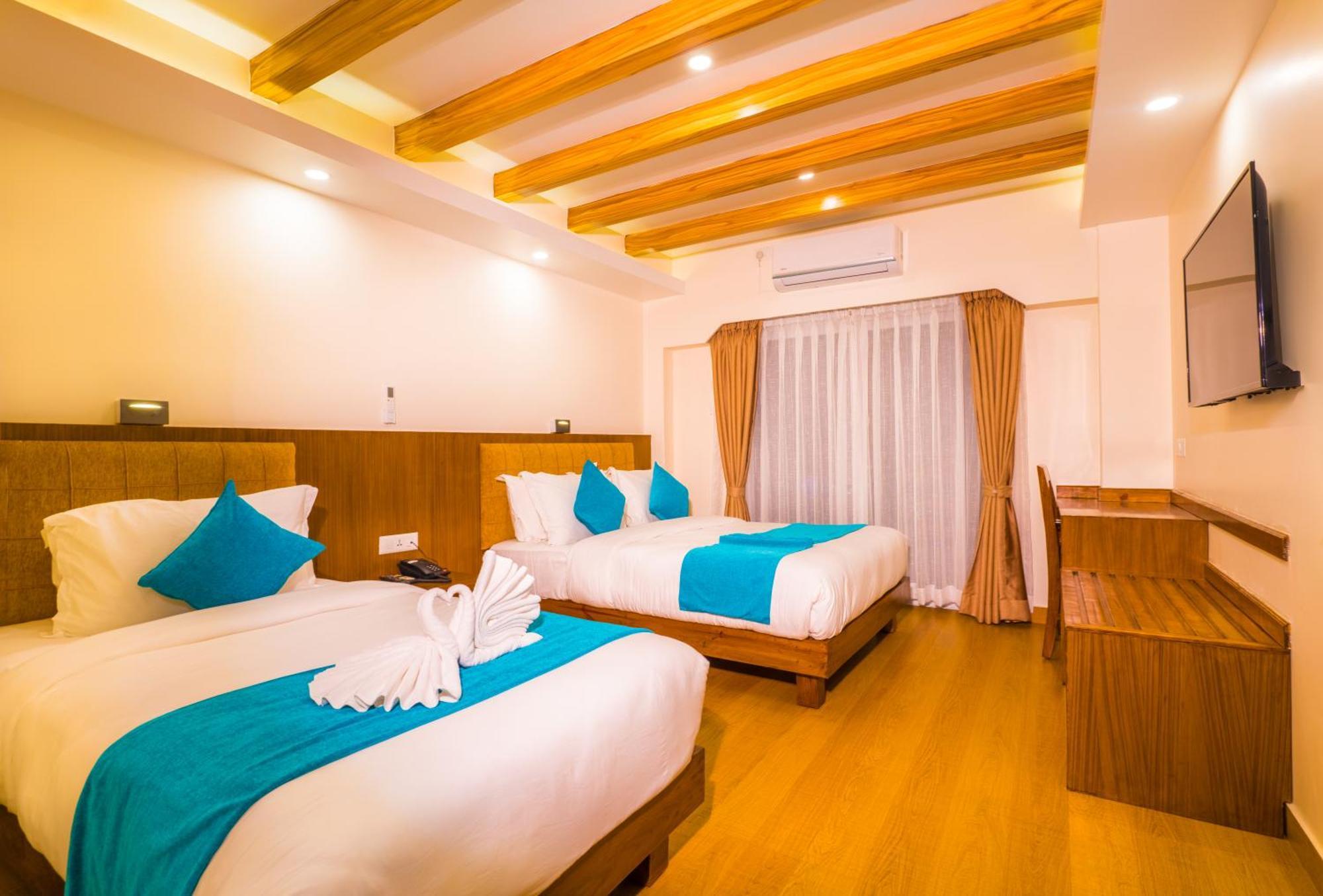 Pokhara Alpine And Springs Hotel Luaran gambar